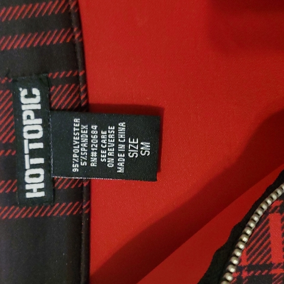 NWOT flowy skirt - Picture 3 of 4